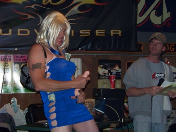 View photos from the 2009 Dude Looks Like A Lady The Knuckle Photo Gallery